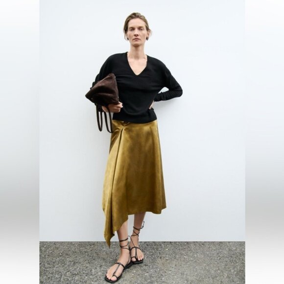 ZARA ASYMMETRIC FLOWY SKIRT ZW COLLECTION - Picture 2 of 5